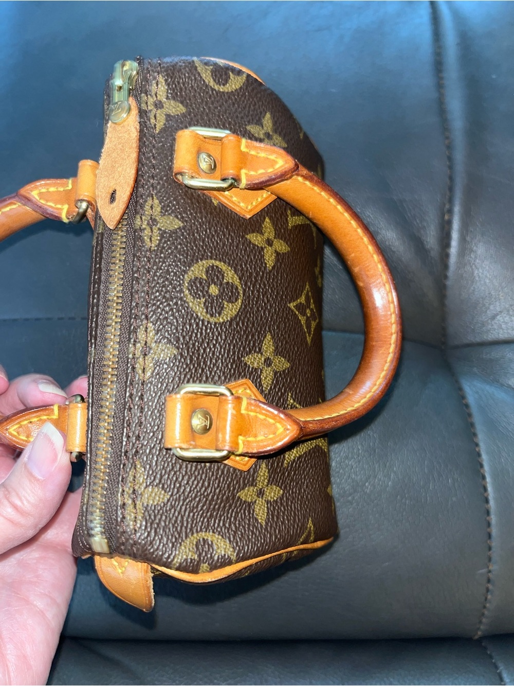 Louis Vuitton Monogram Mini Speedy - Picture 9 of 16